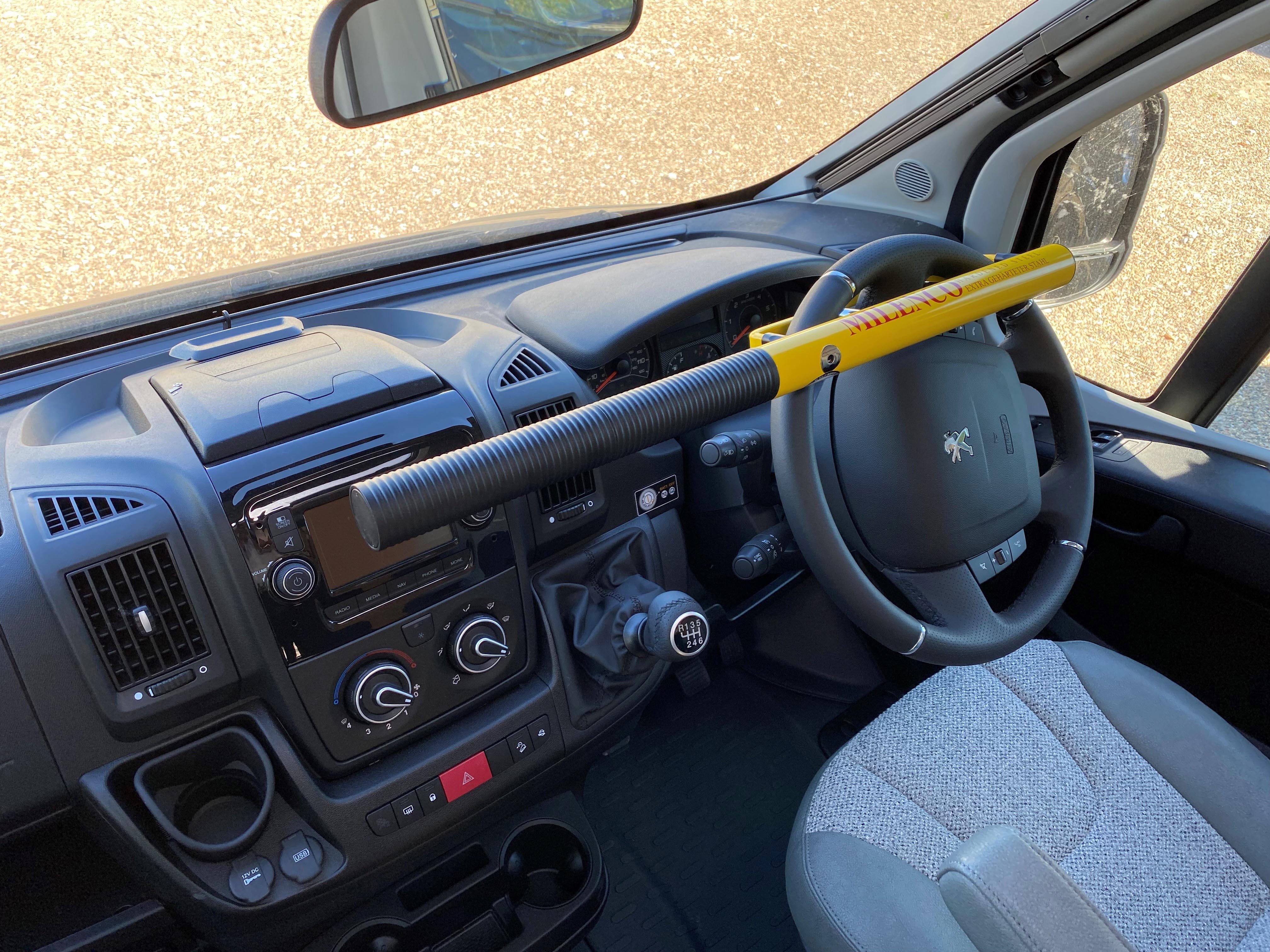 Milenco Commerical Steering Wheel Lock Halfords IE